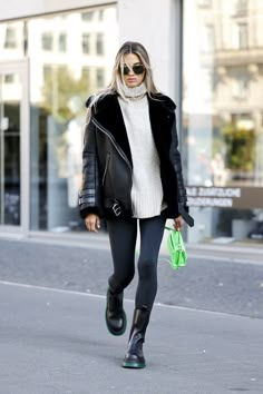 8 Winter Outfits Professional Stylists Can't Wait to Put Together This Season Winter Fashion Outfits Leather Jacket, School Pickup Outfit Winter, Partly Cloudy Outfit, Best Winter Coats For Women, Leather Jacket Outfits Women Winter, Leather Winter Outfit, Black Zip Up Outfit, Black Turtle Neck Outfit Women, Outfit Invierno Casual