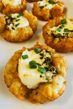 tater tot cup filled with goat cheese Tater Tot Cups, Tater Tot Appetizers, Goat Cheese Log, Herb Goat Cheese, Goat Cheese And Honey, Tailgate Treats, Cheese And Honey