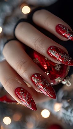 Stand out this holiday season with these Christmas Nails Unique ideas that are anything but ordinary! From classic Chistmas Nails to creative Gingerbread Nails Acrylic, we’ve got all the inspo you need. 🎅✨ Add a sweet twist with Gingerbread Nail Designs and Gingerbread Nail Art that’ll make your nails look good enough to eat! For a festive flair, try bold Red Nail Designs or mix it up with intricate Xmas Nail Designs. These Themed Nail Art ideas are sure to turn heads at every holiday party. ... Christmas Nails Trendy, Xmas Nail Designs, Christmas Tree Nails, Candy Cane Nails