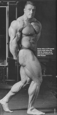 a bodybuilding man posing for the camera