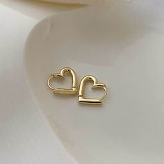 Ušný Piercing, خواتم خطوبة, Top Earrings, Preppy Jewelry, Heart Shaped Earrings, Fancy Jewellery