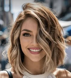 Blonde Balayage Short, Olive Skin Blonde Hair, Wavy Haircuts Medium, Kelly Ripa Hair, Concave Bob Hairstyles, 2024 Hair Trends, Hair Color For Brown Skin, Caramel Blonde Hair, Hair Extensions For Short Hair