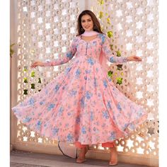 Georgette Kurtis, Chiffon Suit, Bollywood Designer Sarees, Long Kurtis, Anarkali Suits, Soft Silk Sarees, Bollywood Saree, Salmon Pink