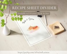 This recipe binder divider template is here to help you organize your favorite recipes and make your own DIY cookbook. Diy Family Cookbook, Recipe Dividers, Binder Divider, Binder Dividers, Printable Recipe