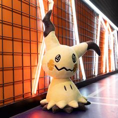 Peluche Pokemon Mimiqui Mimikyu Mimikyu Plush, Pokemon Mimikyu, Pokemon Plushies, Pokemon Official, Soft Throw Pillows, Original Pokemon, Black Pokemon, Pokemon Toy