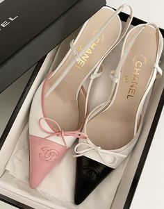 Prom Collage, Princess Heels, Queen Outfits, White Bridal Shoes, Chanel Heels, Heels Designer, Wedding Plan, Bridal Heels