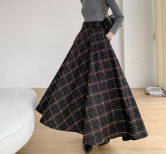 "If you are looking for a delicately casual quality statement piece that can be easily dressed up or down, then the Classic wool Skirt is sure to become your wardrobe's favorite. Classic Tailored Ankle Length Check Skirt. The Skirt has discreet pockets for your comfort. A versatile piece that can be styled for all seasons. This timeless cute high waist skirt moves gracefully to flatter large and small body types. ★★FEATURES 35% wool blend, 40% fiber, 25% nylon Polyester lining Back elastic waist Tartan Maxi Skirt, Tartan Skirt Outfit, Wool Plaid Skirt, Plaid Wool Skirt, Skirt A Line, Length Check, Academia Style, Retro Skirt, Check Skirt