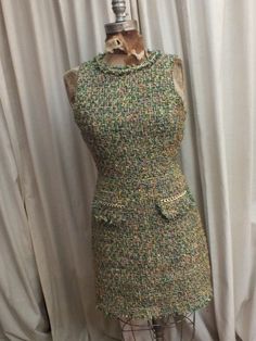 Lovely dress by Alexia Admor with gold chain trim on neck and faux pockets.  For some reason no size but I estimate it's a size 4 to 6  Approx. measurements are: 36" from shoulder to hem, 18.25" from armpit to armpit, 13.75" waist (measured on a flat surface). 100% Polyester. Fully lined. In excellent condition. Chanel Style, Tweed Dress, Chanel Fashion, Lovely Dresses, Dress Clothes For Women, Vintage Inspired, Dress Outfits, Chanel, Angeles