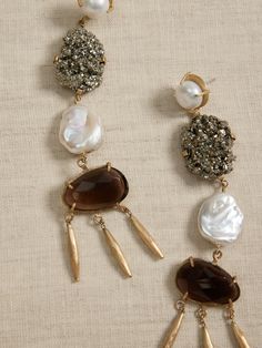 Greek Goddess Hecate, Mineral Formations, Goddess Of Magic, Goddess Hecate, Ancient Greek Goddess, Smoky Quartz Jewelry, Artisan Jewelry Earrings, Rock And Mineral, Beads Accessories