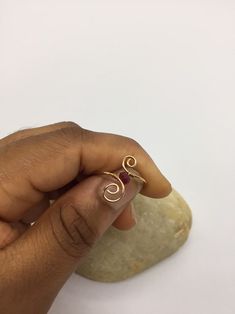 midi Simple Wire Rings, Minimalist Rings Simple, Diy Wire Rings, Diy Wire Jewelry Rings, Wire Jewelry Rings, Fairy Ring, Wire Wrapped Jewelry Diy, Handmade Crystal Jewelry, Bijoux Fil Aluminium