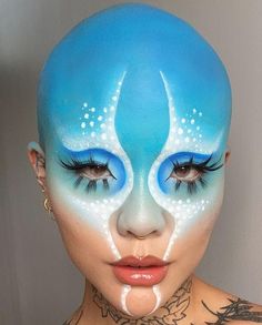 Bald Makeup Looks, Water Element Makeup, Bald Cap Makeup, Mermaid Fantasy Makeup, Sci Fi Makeup, Alien Make-up, Alien Hair, Alien Fashion