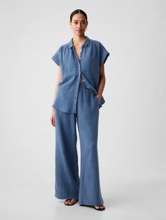 Soft crinkle gauze denim wide-leg, pull-on pants.  Elasticized waist.  Front slant pockets.  * Fit: Loose.  A baggy silhouette throughout.  High rise.  Models wearing Gap Spain Outfit, Gauze Pants, Crinkle Cotton, Pants Blue, Summer Skirts, Wide Leg Denim, Pull On Pants, Denim Fabric, European Fashion