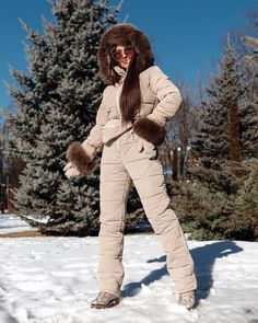 Handmade warm snowsuit for women. Warm, stylish and so comfy -mittens, belt and purse are included into the set - fur on the hood and sleeves is detachable  - inside the snowsuit there's a special heat reflective membrane -snowsuit one piece is of the highest quality, warm, insulated performance ski wear.  -built to last all winter long -combination of warmth, style and coziness -fabric protects from any strong wind and rain, premium insulation "Omne Heat" --keeps you warm during the lowest temp Cute Snowsuit Women, Snow Clothes Women, Girl Snowboarding Outfits, One Piece Snowsuit Women, Snowboarding Fits, Snowsuits For Women, Snow Suits For Women, Overalls Outfit Winter, Womens Snowboarding