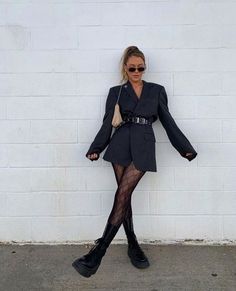 Looks Street Style, Blazer Outfits, Mode Vintage, Black Tights, Looks Style