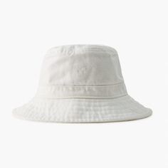 Nwt Tna From Aritzia ‘Logo’ Bucket Hat Color: White / Washed White Size: M/L (Medium / Large) Item #: 98853 Aritzia Tna, Cashmere Beanie, Grey Beanie, Winter Hats Beanie, Pom Pom Hat, Pom Beanie, Fedora Hat, Adjustable Hat, Straw Hat