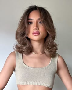 Collar Bone Length Hair Cuts, 90s Shoulder Length Hair, Collar Bone Hair, Abi Ball, Middle Part Curls, Collarbone Length Hair, Hair Lookbook, 90s Hairstyles, Fresh Hair