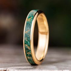 Elegant Green Rings With Inlay, Elegant Green Inlay Rings, Green Malachite Rings With Polished Finish, Green Anniversary Rings With Inlay, Green Inlay Rings For Anniversary, Anniversary Green Inlay Rings, Yellow Gold Malachite Ring Gift, Green Malachite Rings For Anniversary, Recycled Gold Ring