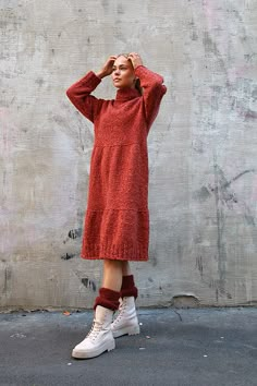 Ravelry: Suits me fine dress / kjole pattern by Anna & Heidi Pickles Knitted Winter Dress, Fitted Knit Dress, Knit Dress Pattern, Knit Dresses, Work Tops, Knitwear Design, Winter Dresses, Dress Pattern, Dress Patterns