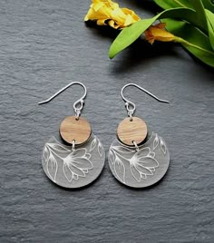 Floral Engraved Acrylic Earrings - Etsy Canada Laser Earrings, Laser Jewelry, Laser Engraved Earrings, Laser Crafts, Wood Jewelery, Laser Cut Wood Earrings, Engraved Acrylic, Engraved Earrings, Laser Cut Wood Crafts