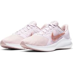 Light Violet, Tenis Nike, Nike Fashion, Adidas Tubular, Black Running Shoes, New Nike, Running Women, Running Shoe, Womens Running Shoes