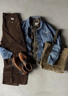 Art Teacher Outfits Men, Men Earthy Outfit, Appalachian Outfits, Grunge Outfits Skirt, Mens Granola Style, Granola Outfits Men, Casual Outfits Baddie, Cute Outfits Y2k, Rustic Mens Fashion