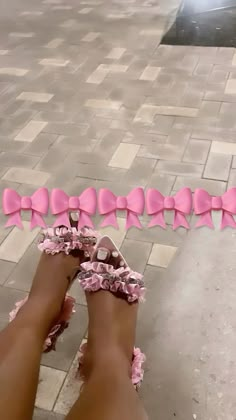 Pink Princess Heels, Tout Rose, Heels Pink, Pink Lifestyle, Trendy Shoes Sneakers, Pretty Shoes Sneakers, Rich Girl Lifestyle, Luxury Lifestyle Dreams