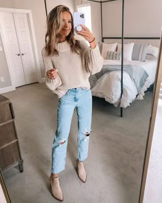 Trendy Fall Shoes 2022, Housework Outfit, Stitch Fix Outfits Casual, Trending Fall Outfits 2022, Fall Trends 2022 Outfits, Fall Clothing Trends 2022, Fall Outfits 2022 Trends, Winter Fashion Outfits 2022, Trendy Fall Outfits 2022