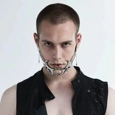 Party Prom Mechanical Alien Design Alien Lip Ring Face Jewelry Earrings Set Adjustable Men And Women Irregular Metal Face Decoration contains 1pc Face Decoration Size: One Size.  Color: Black. Gothic Mask, Cyberpunk Cosplay, Face Chain, Alien Face, Metal Mask, Punk Pins, Face Jewellery, Gothic Metal, Face Earrings