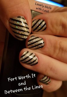 Join me in my group Hair Pins and Nail Strips on Facebook or @moonlitFERN on Instagram Colorstreet Christmas Combos, Colorstreet Christmas, Toe Nail Color, January Nails, Striped Nails