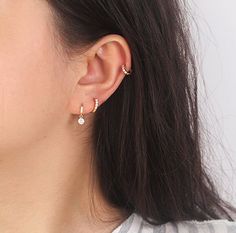 3piercings Ear, Ear Peircings, Cartilage Ear Cuff, Jewel Encrusted, Pretty Ear Piercings, Earrings Gold Hoop, Double Piercing, Drop Hoop Earrings