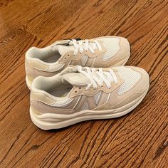 Brand New Never Been Worn. 100% Authentic From Stock X New Balance Womens Beige, Color New Balance, New Balance Running Shoes, New Balance 515, New Balance Womens, Casual Athletic Shoes, Shoes New Balance, New Balance Black, Black And White Sneakers