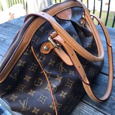 These Are Additional Photos In Daylight Outdoors. Please Review These Pics In Conjunction With The Main Listing. Louis Vuitton Bags, Bag Lady, Louis Vuitton, Shoulder Bag