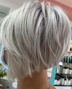 Ashy Blonde Bob, Greyish Blonde Hair, Healthy Gray Hair, Short Stacked Bob Haircuts, Medium Shaggy Hairstyles, Medium Hair Color, Medium Hair Styles For Women, Haircuts For Medium Length Hair