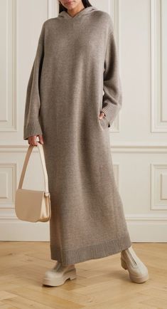 Sweater Dress Outfit, Modest Dresses Casual, Grey Maxi Dress, Knitted Hood, Column Dress, Cute Comfy Outfits, Layer Dress, Maxi Knit Dress, Cool Sweaters