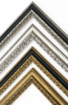 Beautiful ornate vintage-style frames, perfect for your wedding photos, artwork, photos, diplomas, and more! Antiqued distressed finish with a vintage frame design. These elegant frames are available in several lightly distressed finishes. Available in standard and custom sizes, as either wall hanging or tabletop. Vintage Frame Design, Picture Frames Gold, Elegant Eclectic, Ornate Picture Frames, Eclectic Gallery Wall, Vintage Picture, Vintage Picture Frames, Antique Interior, Elegant Frame