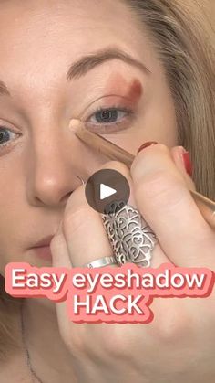 348K views · 1.9K reactions | Try this and let me know how it goes!! #easymakeup #easymakeuptutorial #simplemakeup #fastmakeup #makeupforbeginners #beginnermakeup #makeupformatureskin #eyeshadowlook #makeup #makeuptutorial #eyeshadowtutorial #seintbeauty #seintmakeup #seintartist #beauty #makeuplover #eyeshadowtrick #eyeshadow | Jacuelyn Matherly | Jacuelyn Matherly · Original audio Fast Makeup, Beginner Eyeshadow, Eyeshadow Tips, Face Routine, Simple Eyeshadow, Makeup Lessons, Simple Makeup Looks