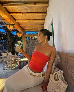 Bahamas Baddie, Mauritius Outfits Summer, Baddie Island Vacation Outfits, Outfits For Croatia Summer, Going Out Beach Outfits, Baddie Summer Aesthetic, Vacation In Greece Outfits, Beach Baddie Outfit, Outfits For Caribbean Vacation