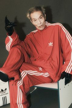 Red Adidas Tracksuit, Adidas Photoshoot, Black Latex Gloves, Red Tracksuit, Game Star, Balenciaga Arena, Adidas Casual, Look Adidas, Tracksuit Outfit