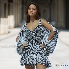 Lasaky - Solid Color Casual Mesh Long Sleeve Dress with Backless Design and Waist Ties Streetwear Korean, Pyjama Satin, Zebra Dress, Spring Women, Mesh Long Sleeve, Slim Fit Shorts, Botswana, Lantern Sleeves, Types Of Skirts