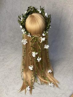 Handmade flower wreath made from textile flowers and preserved leaves. With boho flower veil... #greenery #greenerywedding #greenerybride #bride #bridalstyle #bridalhairstyle #flowers #flowershop #flowerhair #headpiece #headband #bridalcrown #flowercrown #flowerwreath #floralarangement #bridalveil #bridalinspo Elven Flower Crown, Ren Faire Flower Crown, Cottagecore Headpiece, Fantasy Flower Crown, Cottagecore Crown, Elf Flower Crown, Flower Crown Fairy, Tattoo Peacock, Headgear Fashion