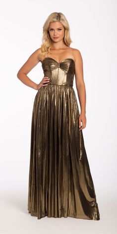 Introducing the masterpiece that is Metallic! This Strapless Pleated Metallic Lace Up Back Dress is a great choice for a gala, military event or formal soirée as it exudes extraordinary taste. This dress features a strapless sweetheart neckline, lace up back, and A-line silhouette. Be the star of the show and captivate Bridesmaids Styles, Homecoming 2023, Alt Wedding, Lace Up Back Dress, Strapless Sweetheart Neckline, Bridesmaid Style, Wedding Vibes, Metal Lace, Dress Inspo