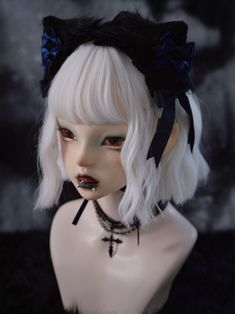 The price is for a hairband only, others are not included. Black Cat Ears, Lace Hairband, Hair Aesthetics, Gothic Harajuku, Red Gothic, Cat Ear Headband, Y2k Girl, Elegant Gothic, Gothic Accessories