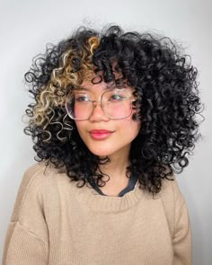 Color Block Hair, Girl Hacks, Curly Cut, Haircuts 2024, Curly Color, Beauty Journal, Dark Curly Hair, Dyed Curly Hair, Highlights Curly Hair