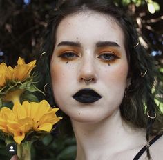 Orange And Black Makeup, Black Lipstick Look, Best Black Lipstick, Sunflower Makeup, Orange Eyeshadow Looks, Makeup Egirl, Orange Eye Makeup, Orange Eyeshadow, Ren Fair