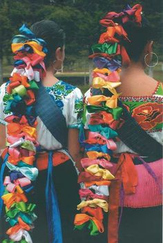 Mexican Hairstyles, Mexico Fashion, Chicana Style, Ribbon Dress