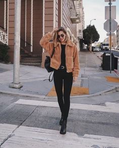 Vinter Mode Outfits, Fashion Teenage School, Night Outfits Winter, Winter Date Night Outfits, Look Casual Chic, Jacket Outfit, Casual Winter Outfits, Date Outfits