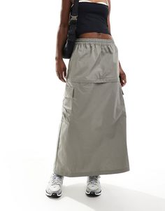 Skirts by Nike Adding to bag in 3, 2, 1… 2-in-1 design High rise Elasticized waistband Nike branding Detachable zipped hem Pocket details Regular fit Gray Cargo Skirt, Gray Maxi Skirt, Cargo Midi Skirt, Nike Branding, Eid Outfits, Outfits Winter, Swimwear Sale, Maxi Dress Trend, Adidas Samba