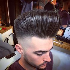 Greaser Style, Hipster Haircuts For Men, Messy Hair Look, Stylish Mens Haircuts, Hair Men Style, Hipster Haircut, Growing Your Hair Out, Hipster Hairstyles