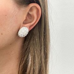 White Diamond Clip-on Earrings, Graff Diamonds, Round Diamond Earrings, Ear Clips, Diamond Hoop Earrings, Round Diamond, Clip On Earrings, Round Diamonds, Diamond Earrings