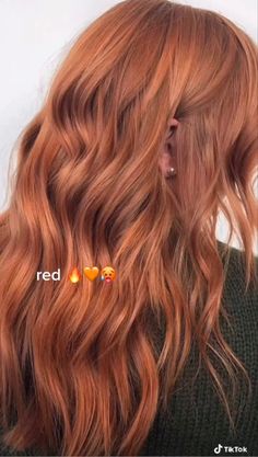 Ginger Hair With Light Highlights, Ginger Hair Tones, Red Hair On Blonde, Copper With Blonde Hair, Red Hair Trends 2023, Red Hair For Green Eyes, Brunette To Redhead, Soft Copper Hair Strawberry Blonde, Blonde To Orange Hair